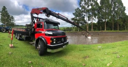 Caminhão Mercedez Bens furtado em Rio Negrinho é visto pela última vez em Barra Velha