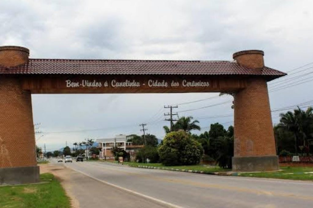 Polícia Militar de SC prende homem com mandado de prisão em aberto e extensa ficha criminal