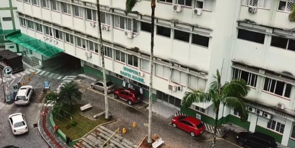 Briga entre colegas de trabalho termina com vítima esfaqueada e vísceras expostas em Blumenau