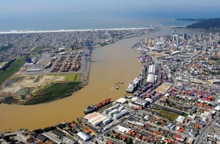 Casal que estrangulou até a morte homem jogado com bloco de concreto em rio é preso pela PC em Gaspar