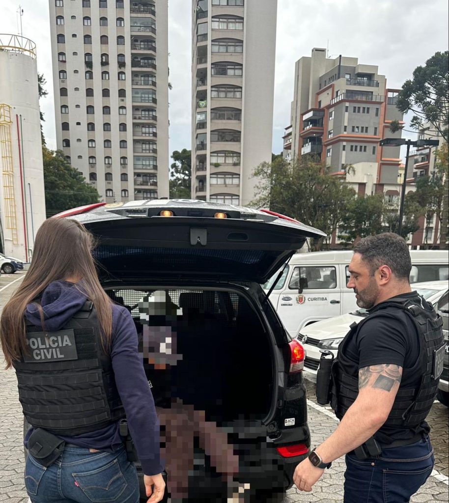 DPCAMI de SC prende em Curitiba irmão de suspeito de estupro após ameaças e coação a familiares da vítima
