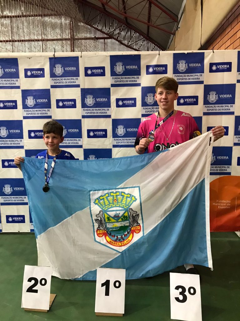 Atletas de tênis de mesa de Barra Velha tem pódio no campeonato catarinense