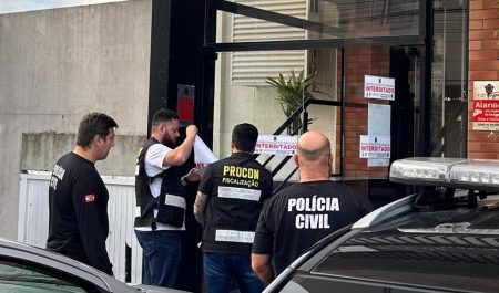 Sem alvarás do Bombeiro e da Prefeitura Polícia Civil interdita casa noturna na capital