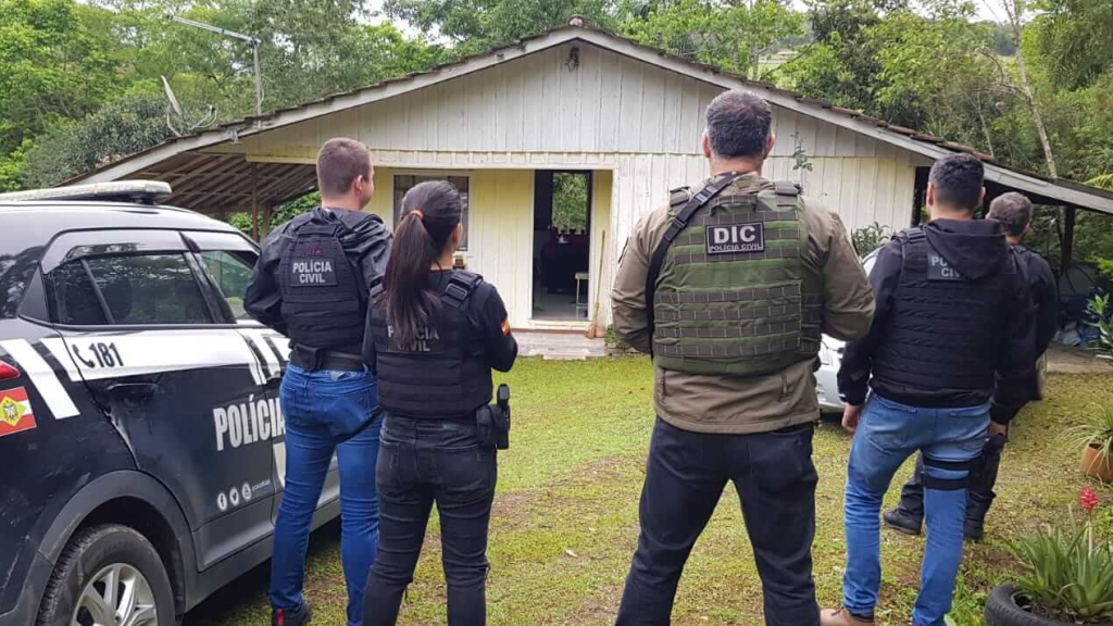 DEPOIS DE DOIS ANOS – Nascimento de criança revela crime chocante em Santa Catarina