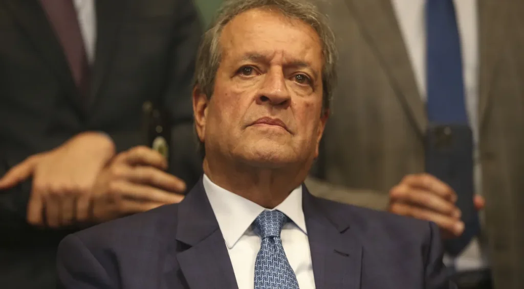 Se Dino foi indicado ao STF, PL deve votar a favor, diz presidente do partido