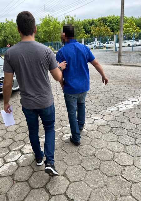 Policiais de Blumenau prendem em Pomerode homem condenado por estupro