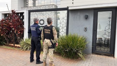 Receita e Polícia Federal prendem 69 investigados em seis estados brasileiros por descaminho