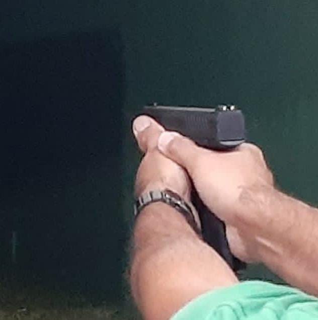 Em SC homem não aceita separação, descumpre medida protetiva e tenta matar mulher a tiros