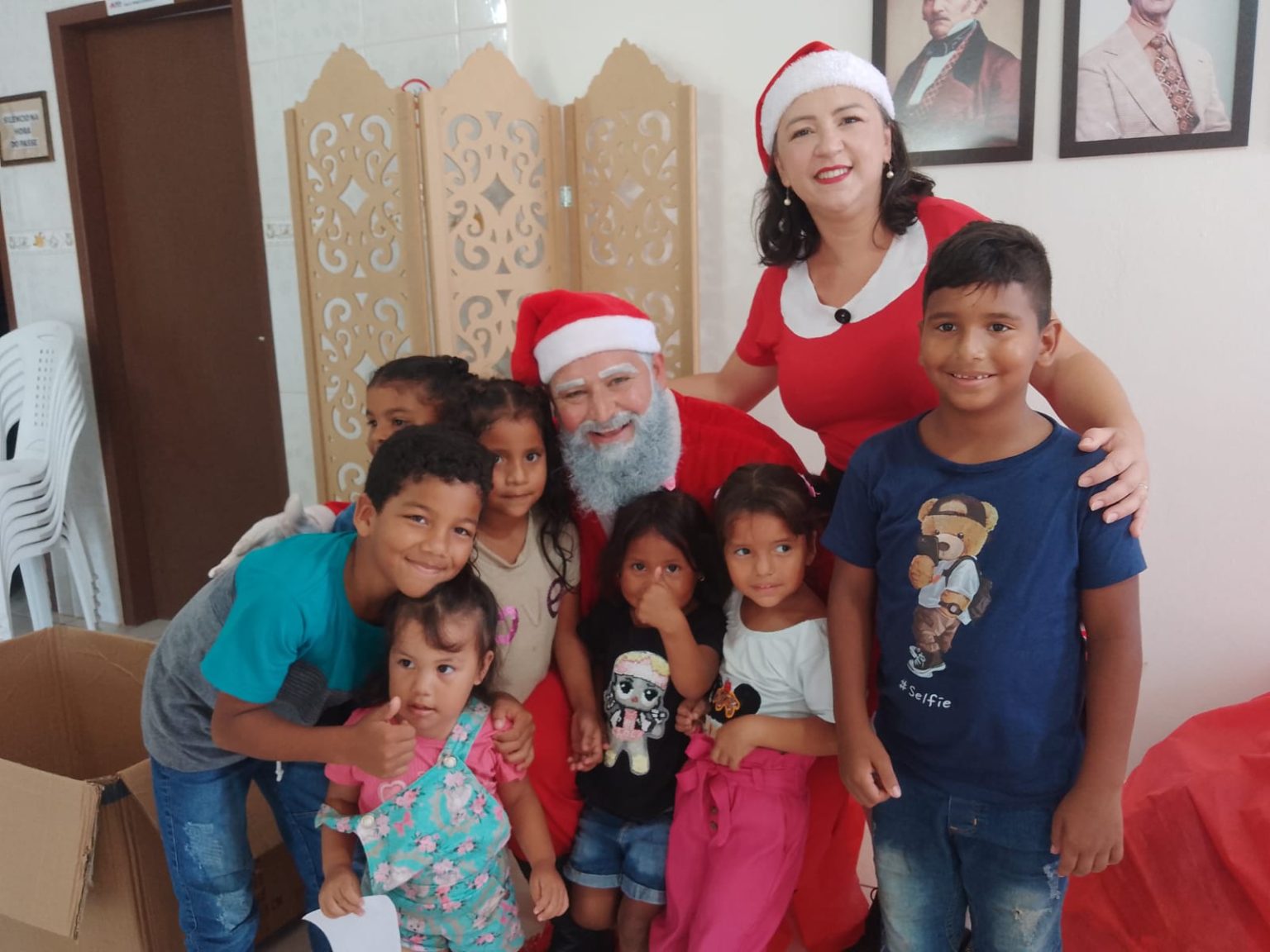 BARRA VELHA – Crianças da Figueirinha e Morro do Colchão recebem presentes do “Elo de Natal”