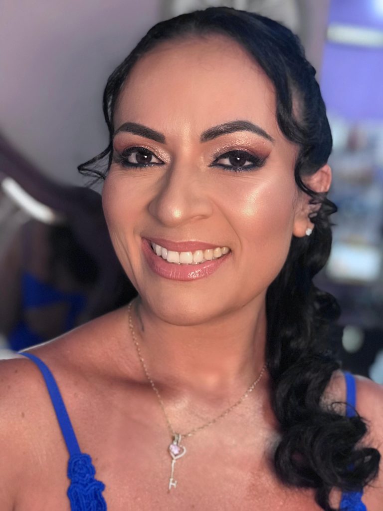 “Doutora Carini” se filia ao Progressistas e mira pré-candidatura a vereadora de Barra Velha