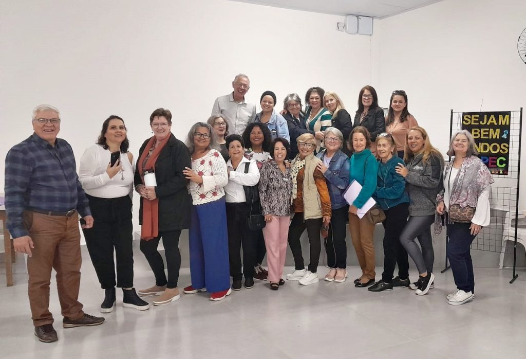 COMBATE AO CÂNCER – AAPEC de Barra Velha comemora 18º aniversário