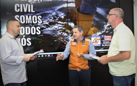 Estrutura da Defesa Civil em Blumenau é modelo para cidade gaúcha atingida pelas enchentes