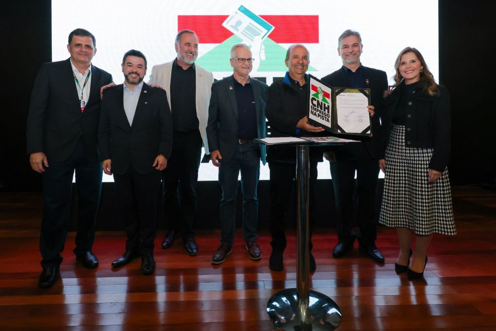 Programa ‘Emprego na Pista’ vai ofertar mais de 30 mil CNHs gratuitas em Santa Catarina