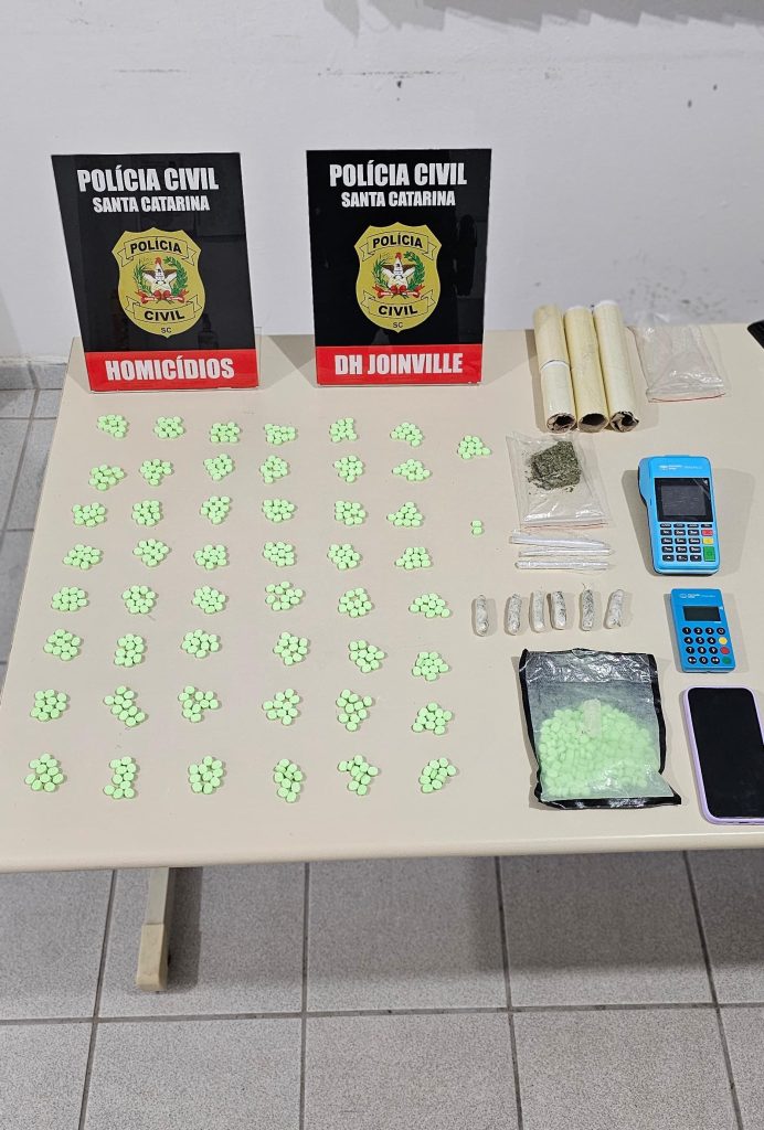 DH deflagra operação “Última Batida” e prende sete membros de facção criminosa em SC