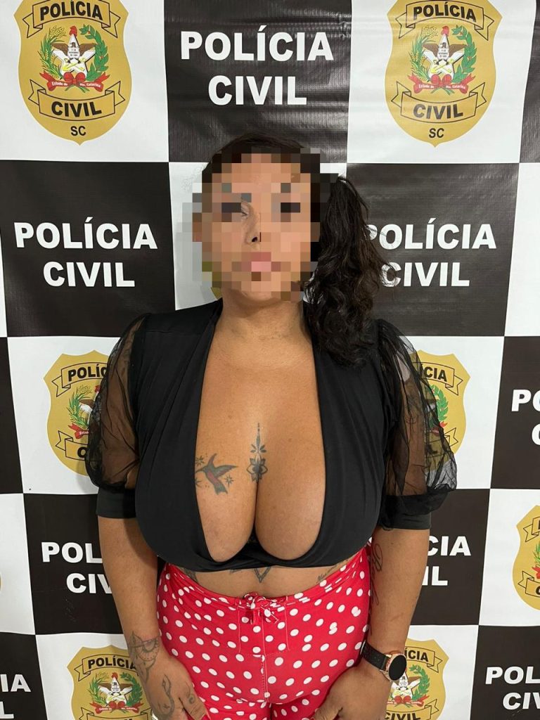 VÍDEO – Mandante de 5 homicídios é presa em SC após ação conjunta: disputa por território sexual