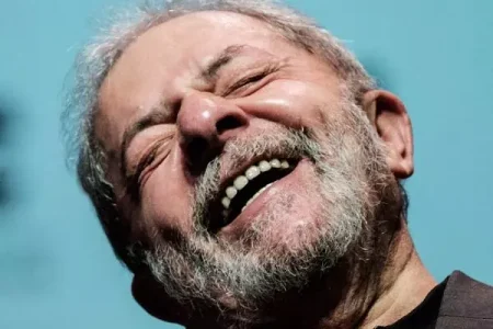 Avaliação positiva de Lula despenca de 43% para 27% em dois anos de mandato