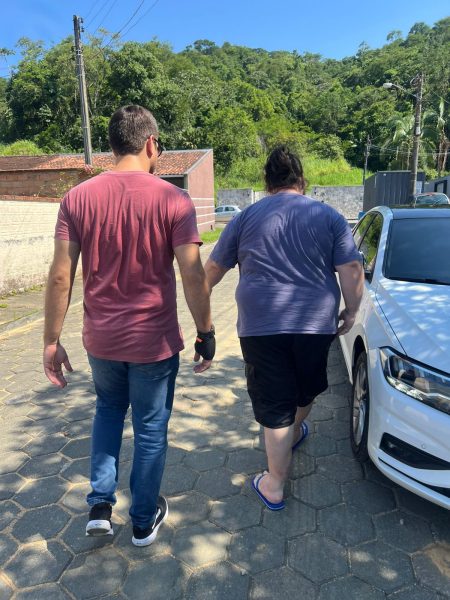 Velho conhecido da polícia por agredir a própria mãe, é preso no Alto Vale