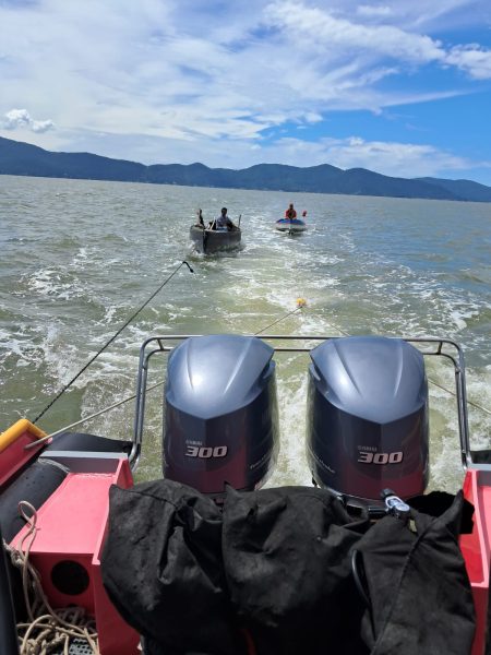 Bombeiros resgatam em SC pescador à deriva após pane em embarcação