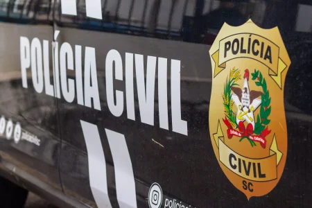 Homem é esfaqueado no litoral e PC investiga tentativa de homicídio