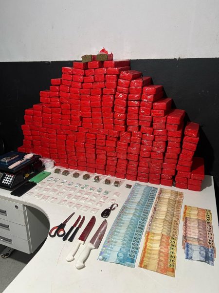 Traficante é preso pela PM com mais de 170 kg de maconha e grande quantidade de dinheiro