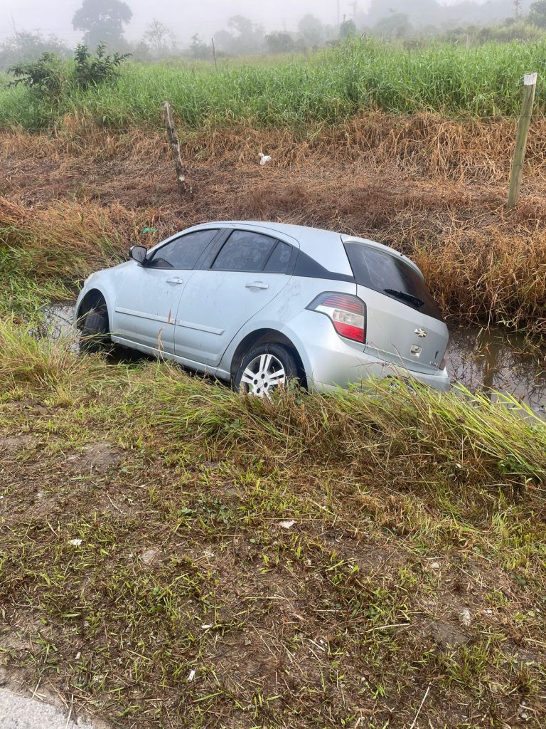 Motorista de aplicativo é esfaqueado durante assalto no litoral