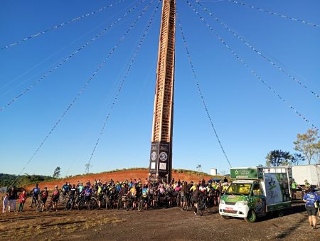 4ª edição do Pedal da Fogueira reúne 137 ciclistas em manhã de esportes e tradição em São João do Itaperiú
