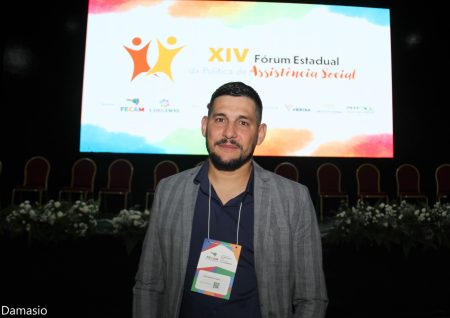 Secretário de São João do Itaperiú participa do XIV Fórum Estadual de Assistência Social em Florianópolis