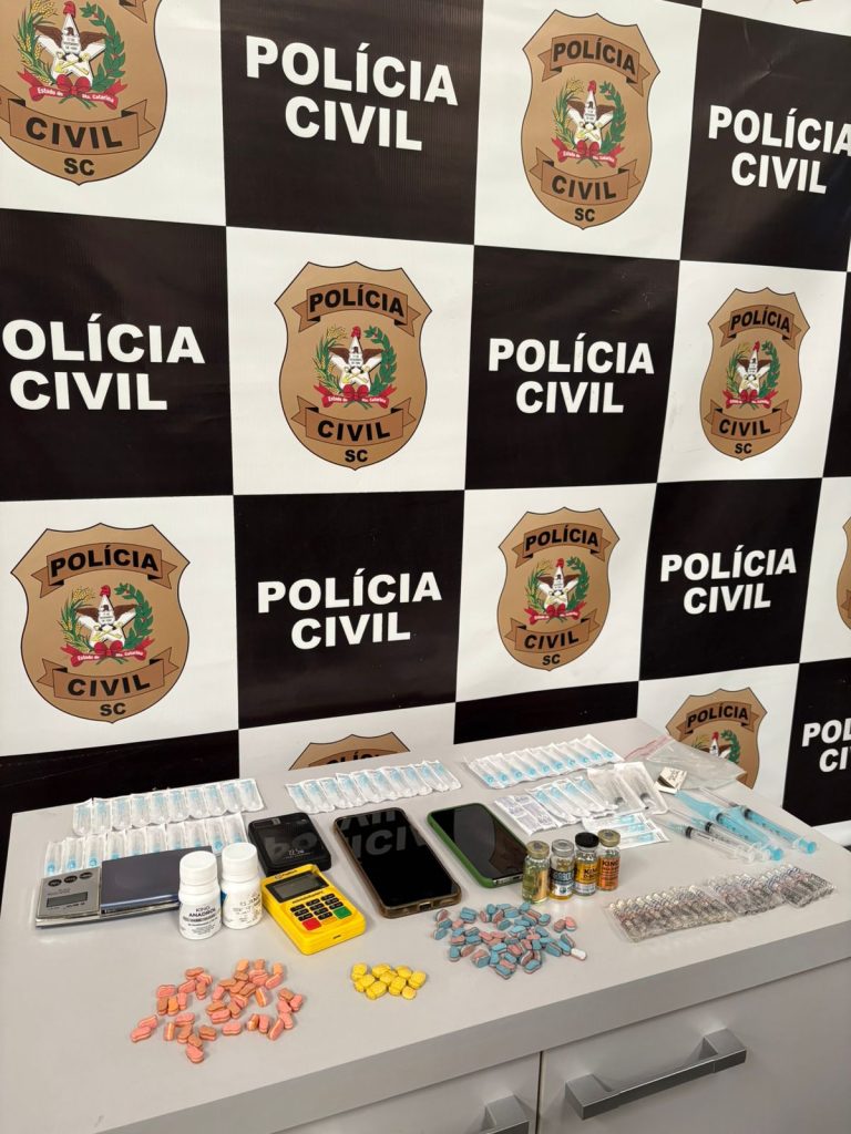 Polícia Civil apreende drogas sintéticas e anabolizantes durante operação