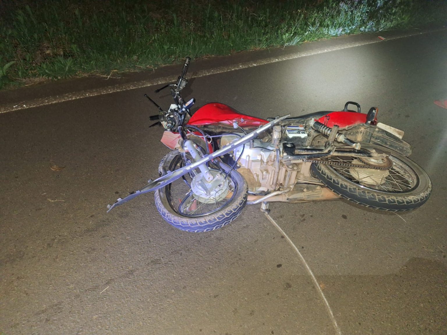 Motociclista morre em colisão frontal