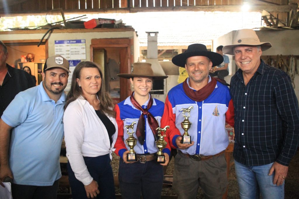 São João do Itaperiú conclui Campeonato de Laço com grande participação das equipes