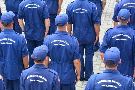 Corpo de Bombeiros de SC abre 630 vagas em processo seletivo; inscrições terminam nesta segunda-feira (19)