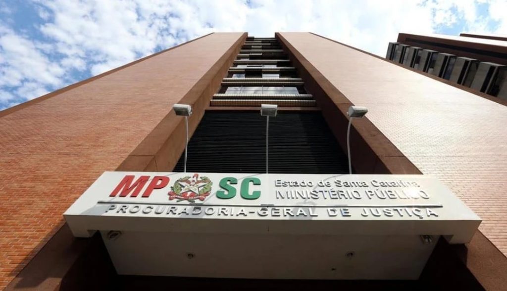 Prefeitura de Barra Velha presta contas ao Ministério Público e projeta avanços em tecnologia e inovação para 2026
