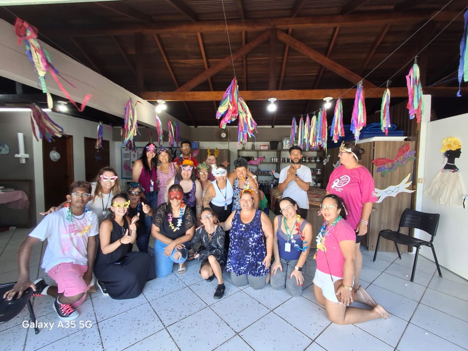 CAPS Folia une pacientes e servidores em Barra Velha