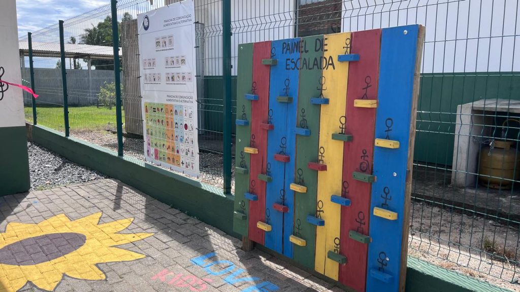 São João do Itaperiú inaugura espaço sensorial inclusivo na Escola Catulino