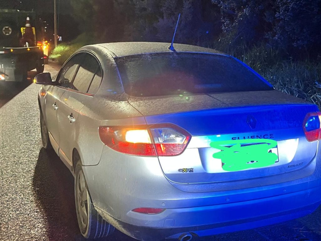 Mulher foge de carro em movimento e denuncia ameaças de morte em rodovia federal