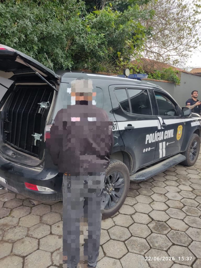 Falso líder espiritual é preso por suspeita de abusar sexualmente de vítimas vulneráveis em Santa Catarina