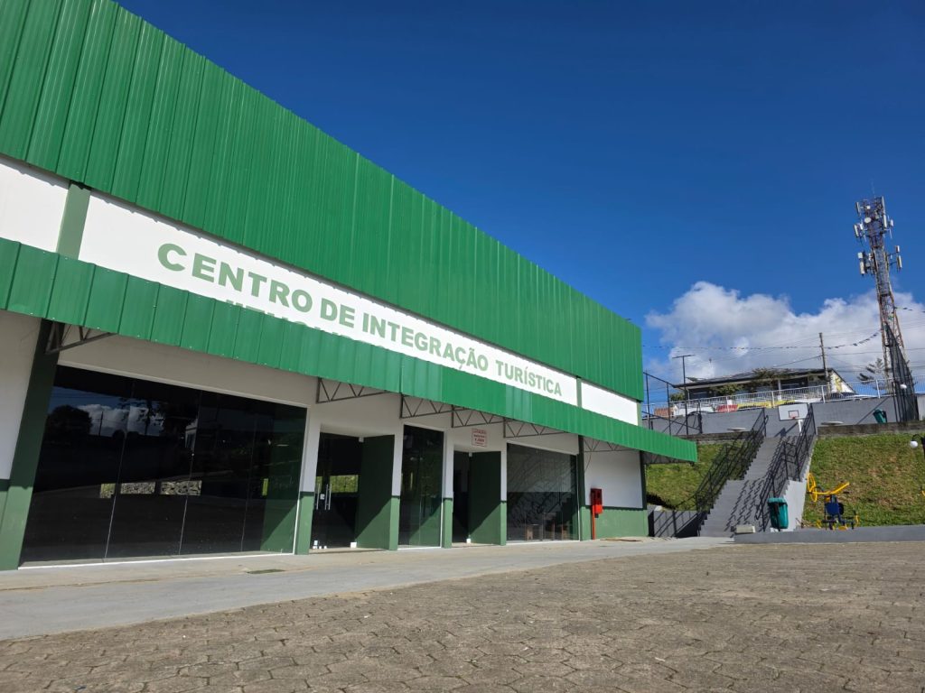 Feira de Mudas acontece nesta sexta-feira, 17 em São João do Itaperiú com atividades para toda a comunidade